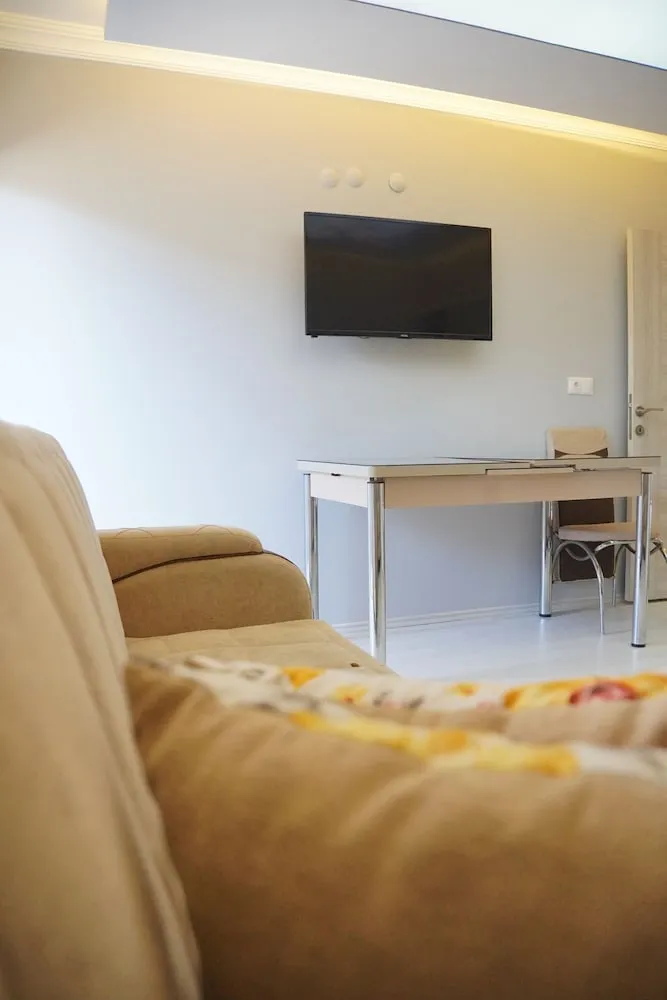 Apart Daire, 1 Yatak Odası, Balkon, Göl Manzaralı