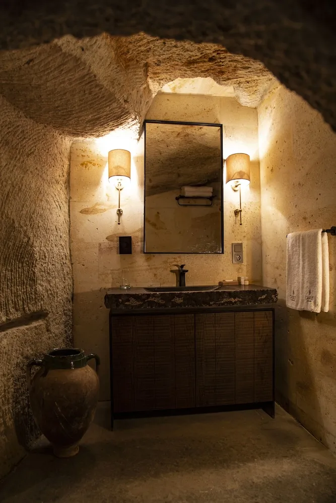 Cave Deluxe
