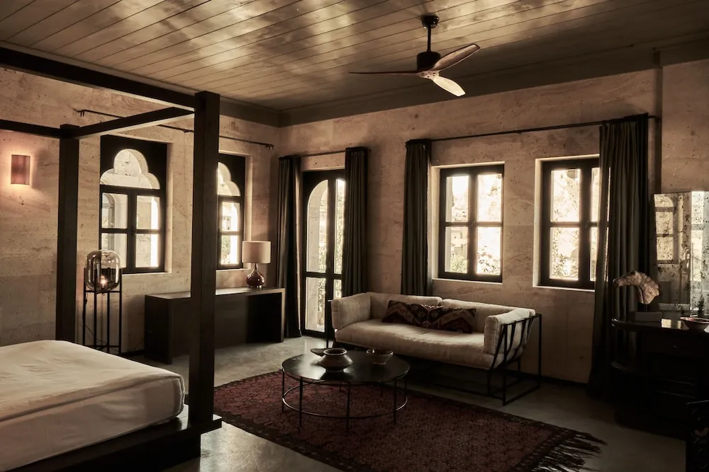 Suite with French Balcony