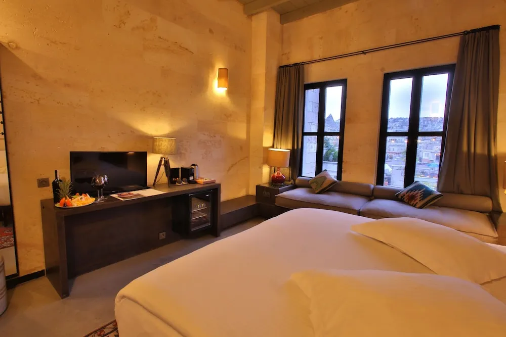 Deluxe Tek Büyük Yataklı Oda