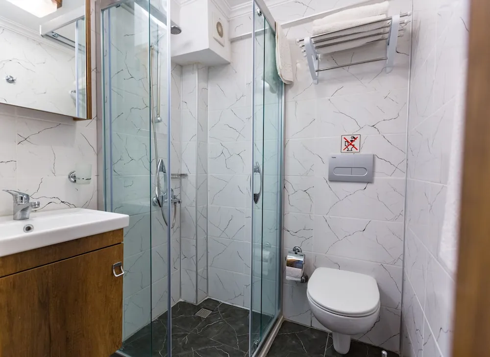 Standard Üç Kişilik Oda