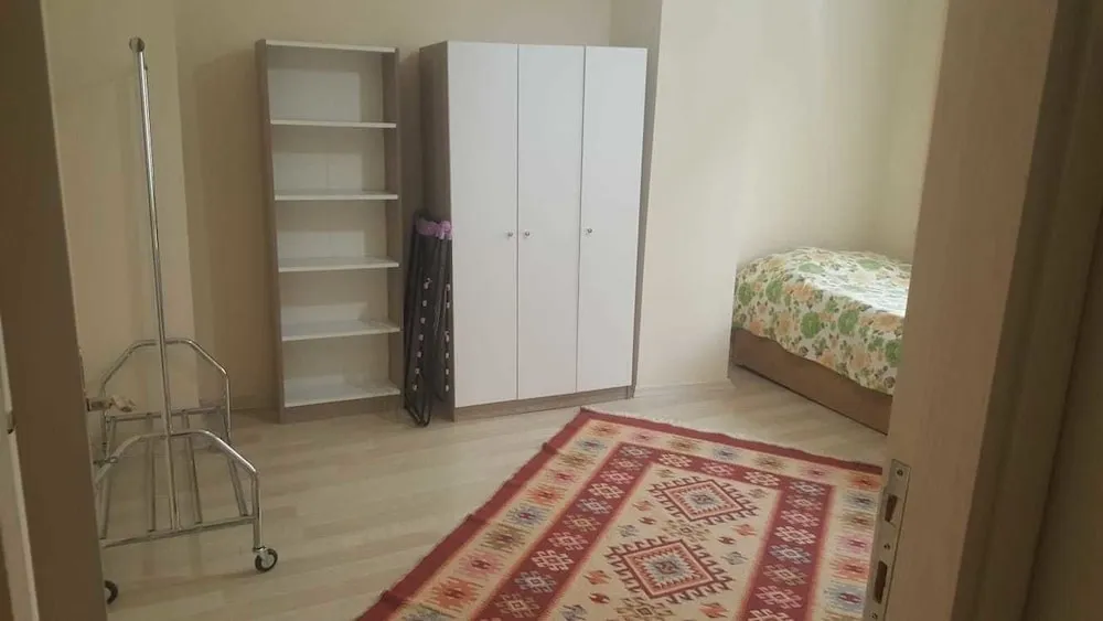 Tek Büyük veya İki Ayrı Yataklı Oda