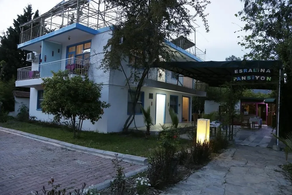 Esralina Pansiyon