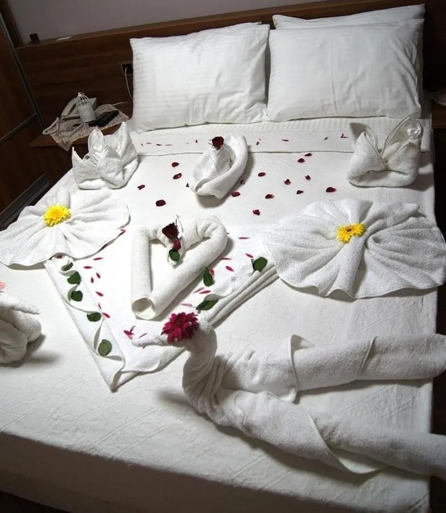 Standard Tek Büyük veya İki Ayrı Yataklı Oda