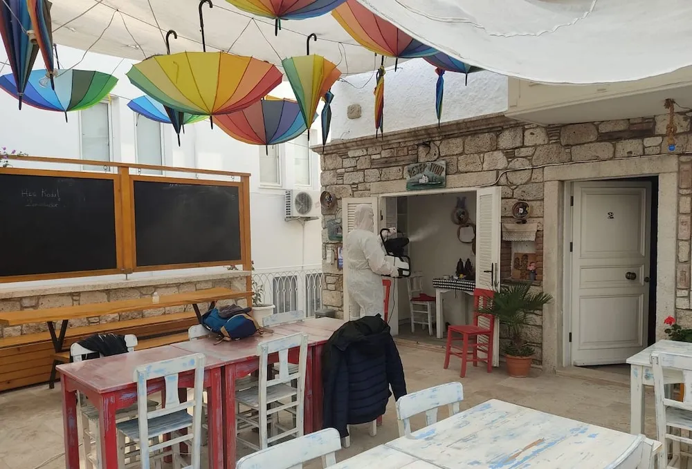 Economy Oda, Avlu Manzaralı