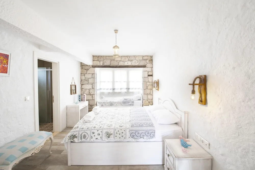 Deluxe Tek Büyük Yataklı Oda, 1 Yatak Odası, Sigara İçilmez (Bay Window)