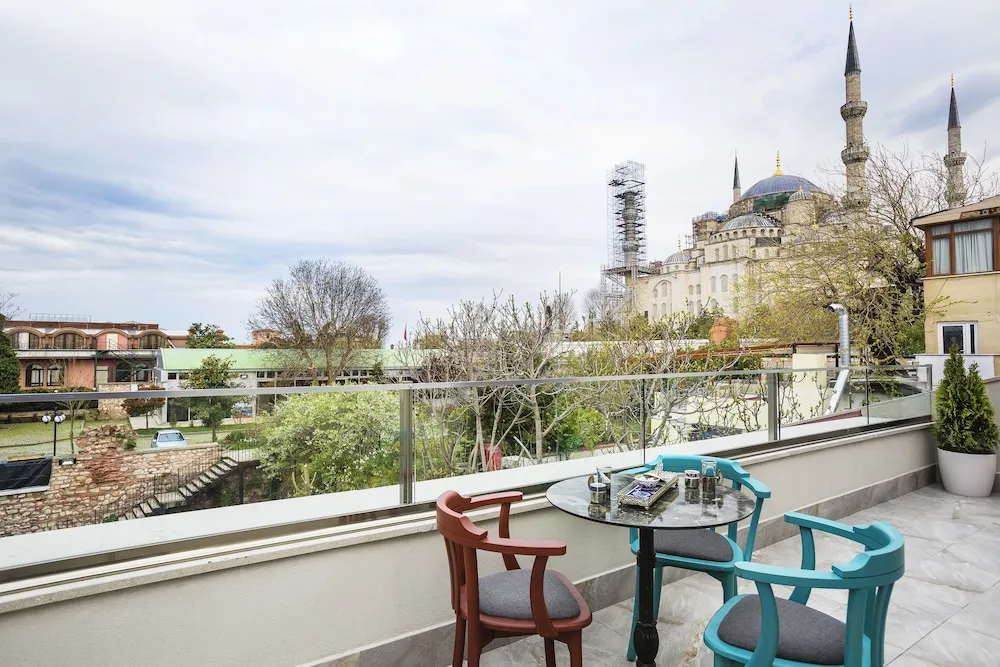 Junior Süit, 1 En Büyük (King) Boy Yatak, Balkon, Deniz Manzaralı