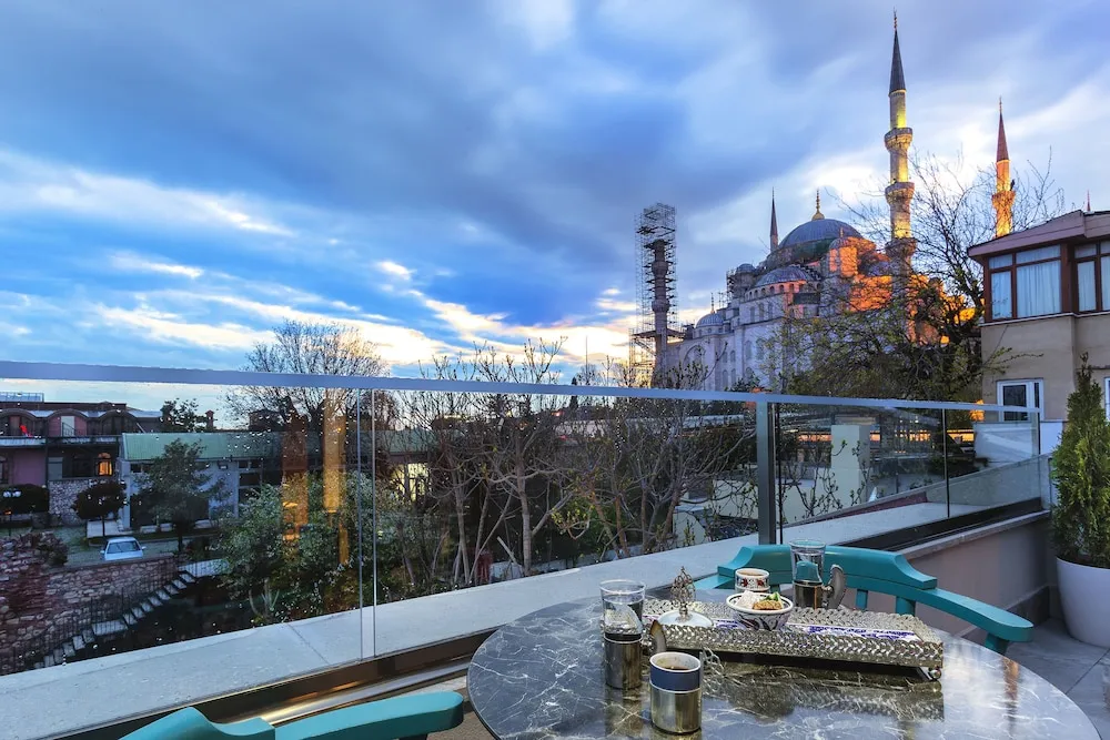 Junior Süit, 1 En Büyük (King) Boy Yatak, Balkon, Deniz Manzaralı
