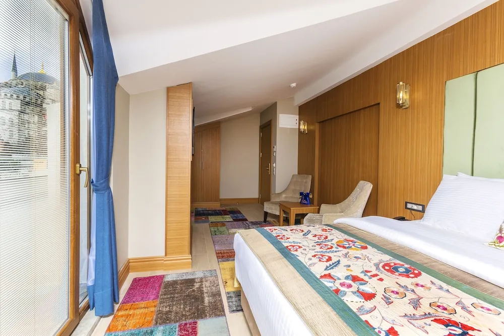 Junior Süit, 1 En Büyük (King) Boy Yatak, Balkon, Deniz Manzaralı