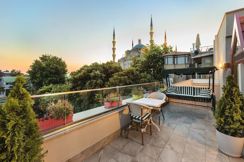 Junior Süit, 1 En Büyük (King) Boy Yatak, Balkon, Deniz Manzaralı