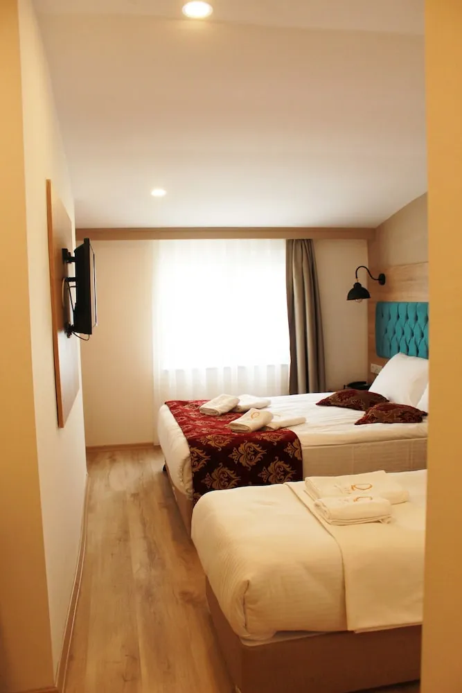 Standard Dört Kişilik Oda