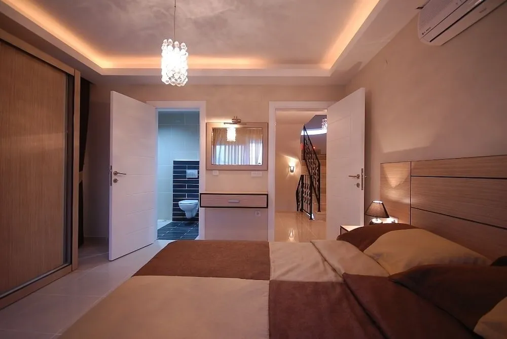 Villa, 4 Yatak Odası, Kişiye Özel Havuzlu, Havuz Manzaralı