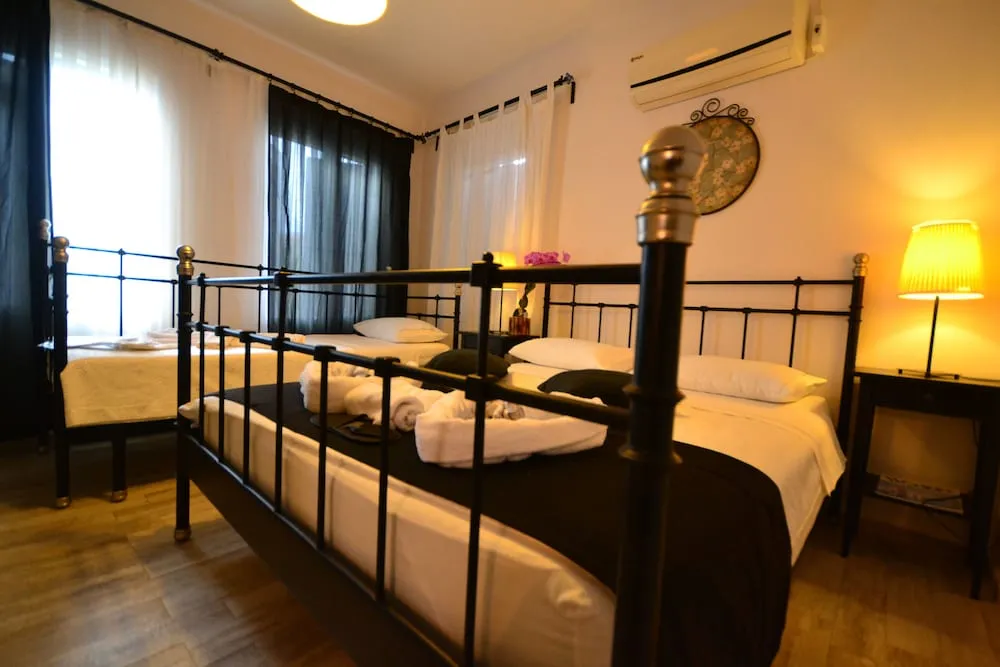 Standard Üç Kişilik Oda