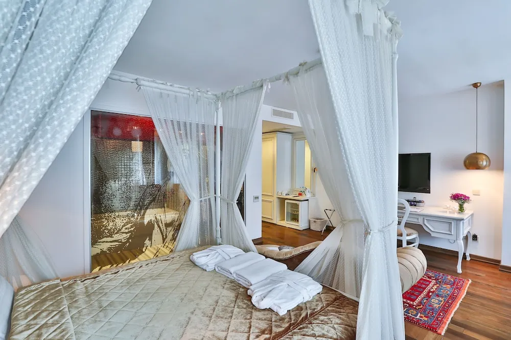 King Suite