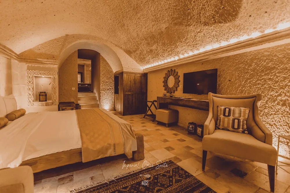 Imperial Cave Suite