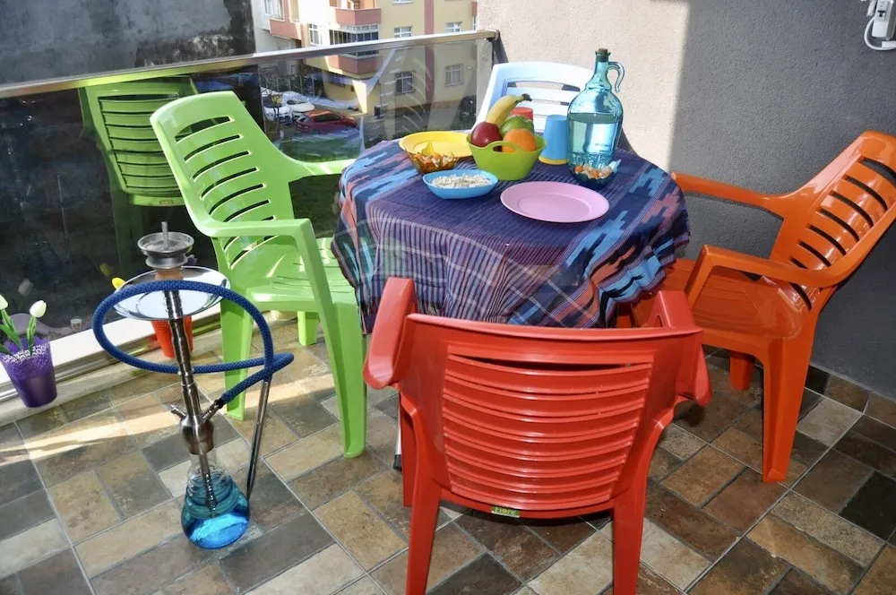 City Süit, 1 En Büyük (King) Boy Yatak ve Çekyat, Balkon, Kısmi Deniz Manzaralı