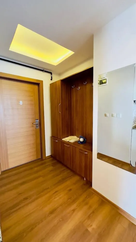 Economy Süit, Birden Çok Yatak, Balkon, Kısmi Deniz Manzaralı