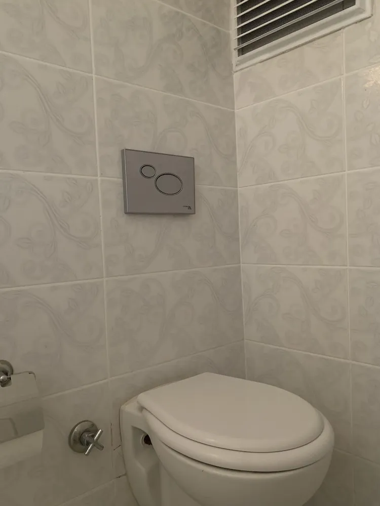 Standard Tek Büyük veya İki Ayrı Yataklı Oda