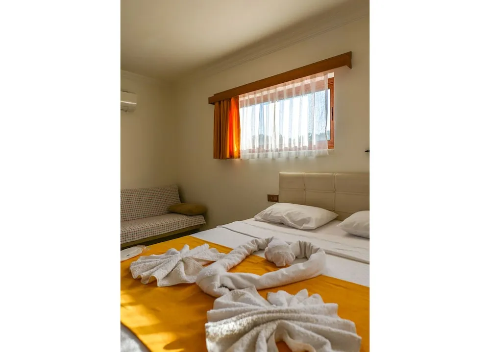 Stüdyo, Kısmi Deniz Manzaralı