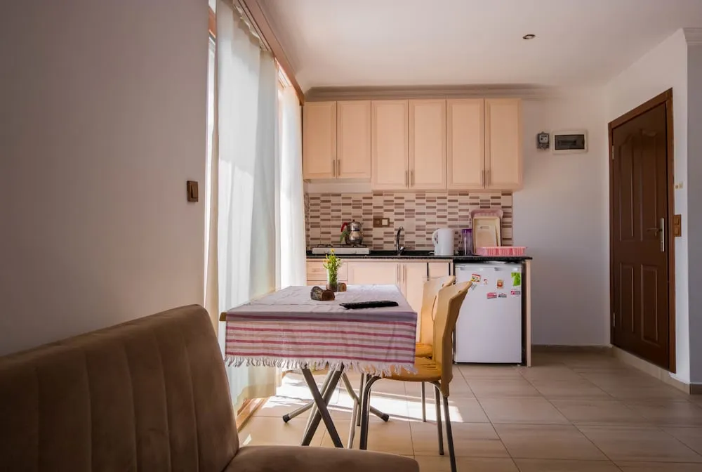 Stüdyo, Kısmi Deniz Manzaralı