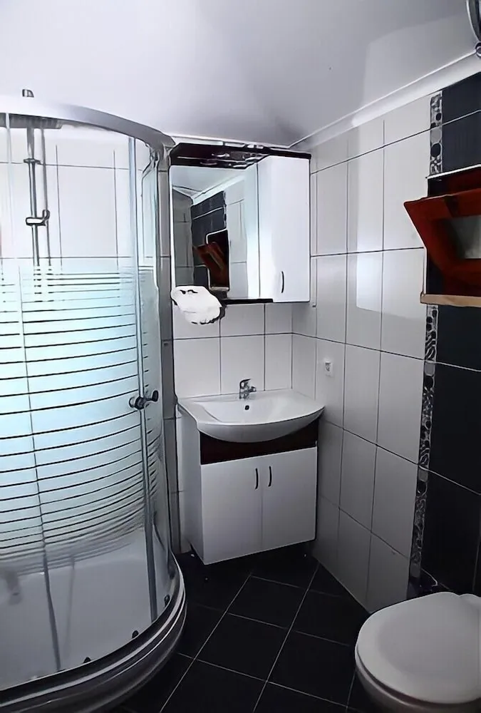 Stüdyo, Dağ Manzaralı