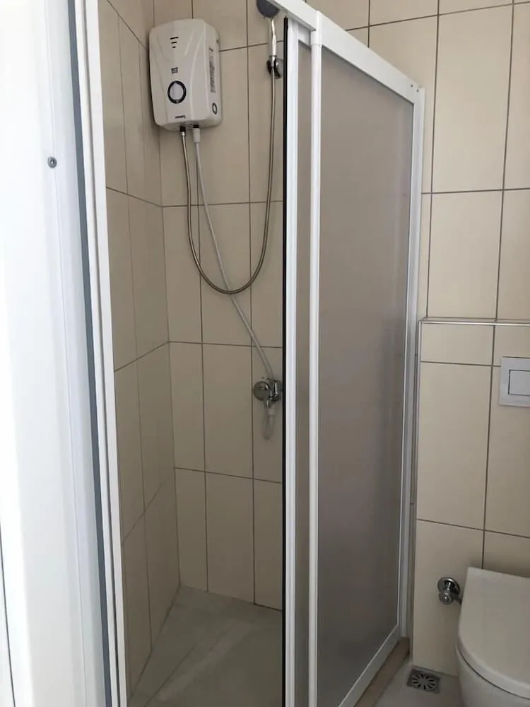 Economy Tek Büyük Yataklı Oda, 1 Büyük (Queen) Boy Yatak