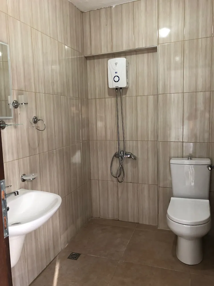 Economy Tek Büyük Yataklı Oda, Bahçeli