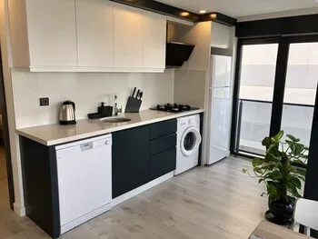 ONLY ONE Suites&Residence