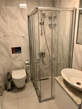 ONLY ONE Suites&Residence