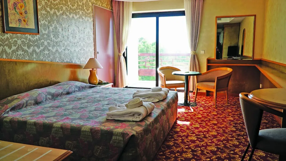 Standard Oda, Bahçe Manzaralı