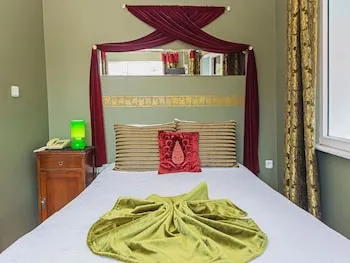 Modern Sultan Hotel