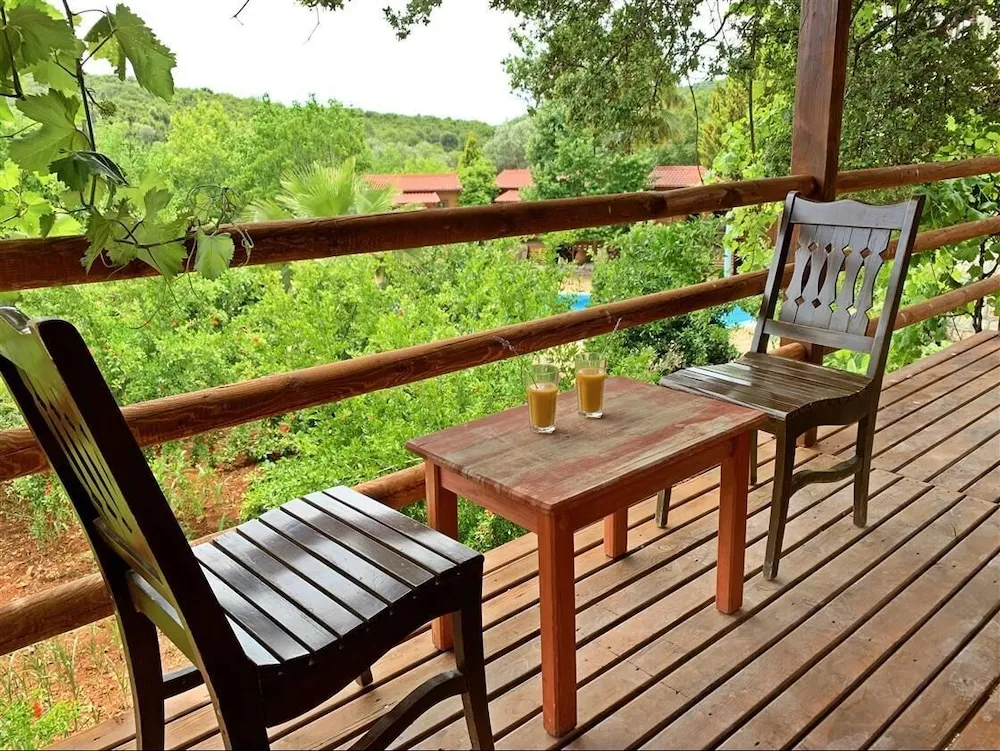 Bungalov, 1 Çift Kişilik Yatak