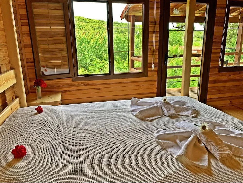 Bungalov, 1 Çift Kişilik Yatak