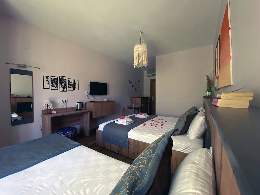 Standard Üç Kişilik Oda, Sigara İçilmez (Family Room)