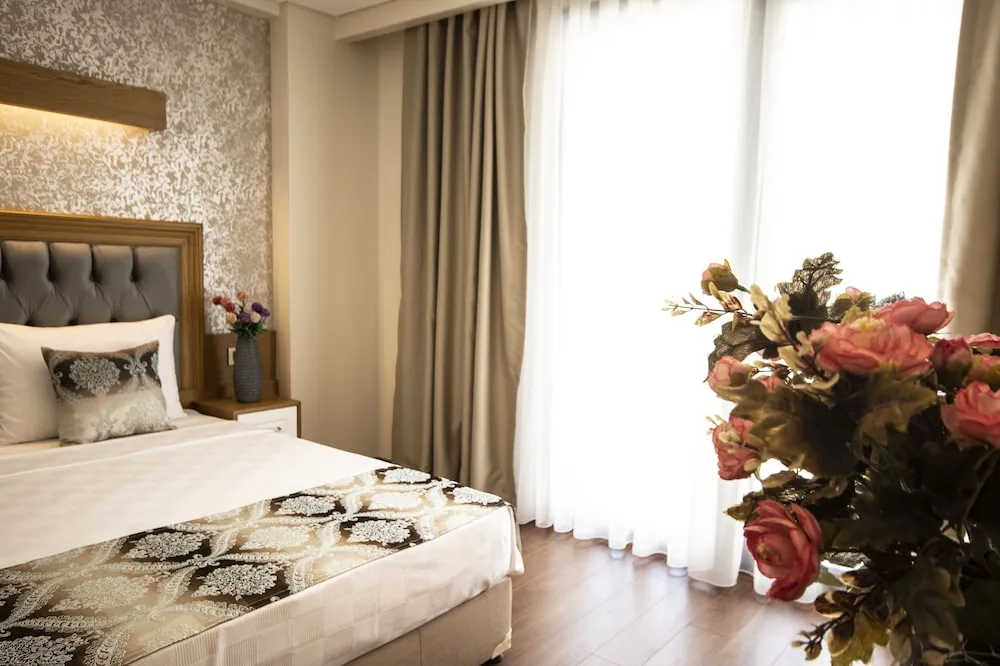 Standard Tek Büyük veya İki Ayrı Yataklı Oda