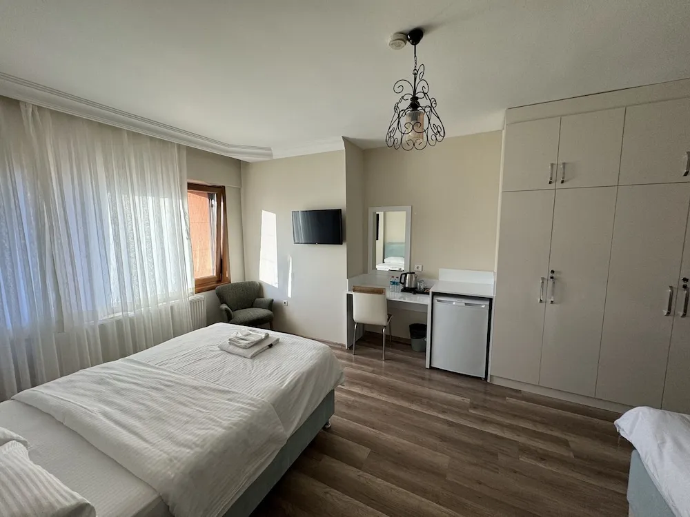 Family Tek Büyük veya İki Ayrı Yataklı Oda, Özel Banyo, Deniz Manzaralı