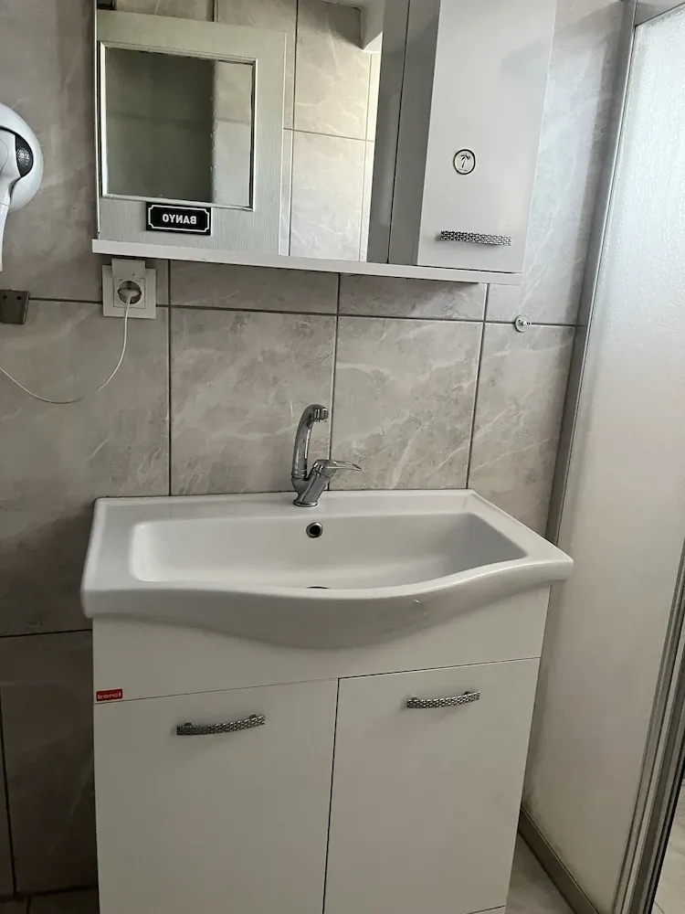 Basic İki Ayrı Yataklı Oda