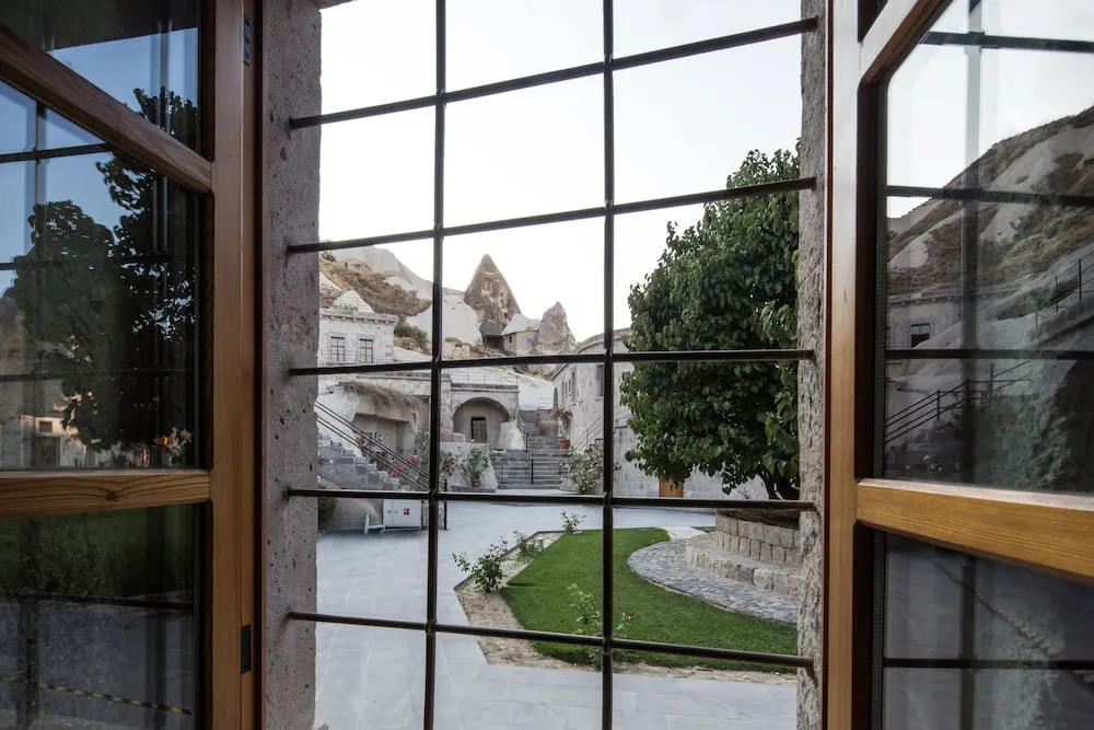 Family Stüdyo, Bahçe Manzaralı