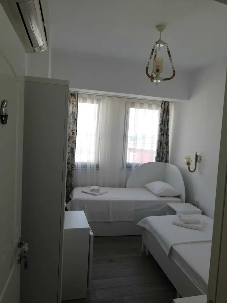 İki Ayrı Yataklı Oda, 2 Tek Kişilik Yatak