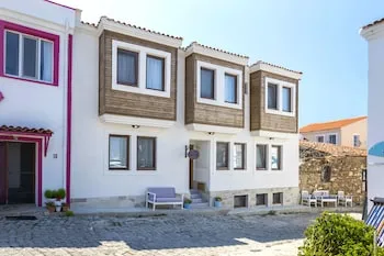 Troas Ada Hotel