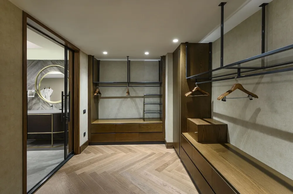 Kral Suite, Büyük Yataklı, Orman Manzaralı