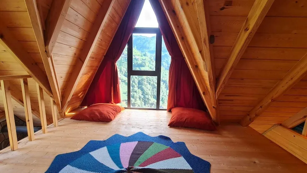 Deluxe Dağ Evi, Nehir Manzaralı