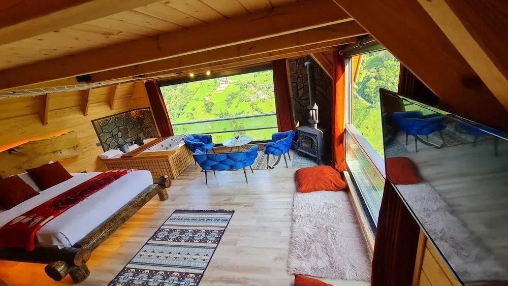 Deluxe Dağ Evi, Nehir Manzaralı
