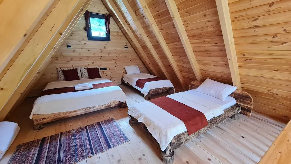 Luxury Dağ Evi, Nehir Manzaralı