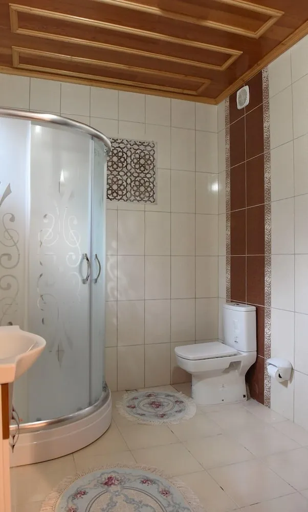 Family Üç Kişilik Oda, Birden Çok Yatak, Bahçe Manzaralı