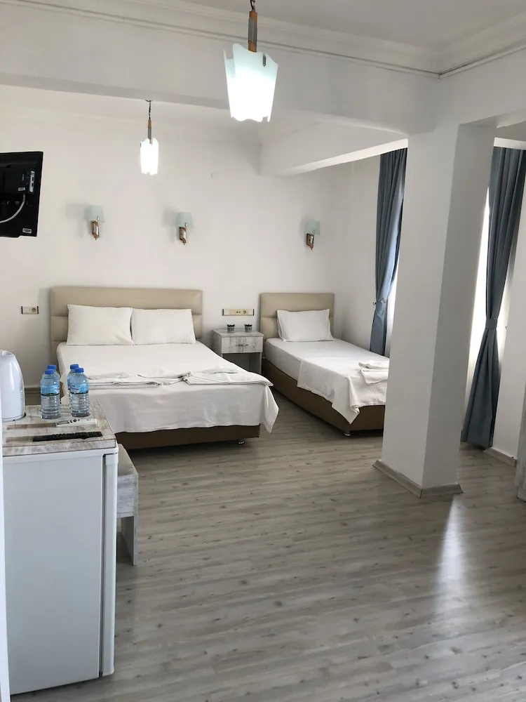 Standard Dört Kişilik Oda, Deniz Manzaralı