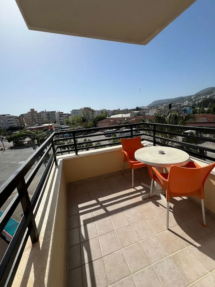Classic Tek Büyük veya İki Ayrı Yataklı Oda, 1 Yatak Odası, Şehir Manzaralı
