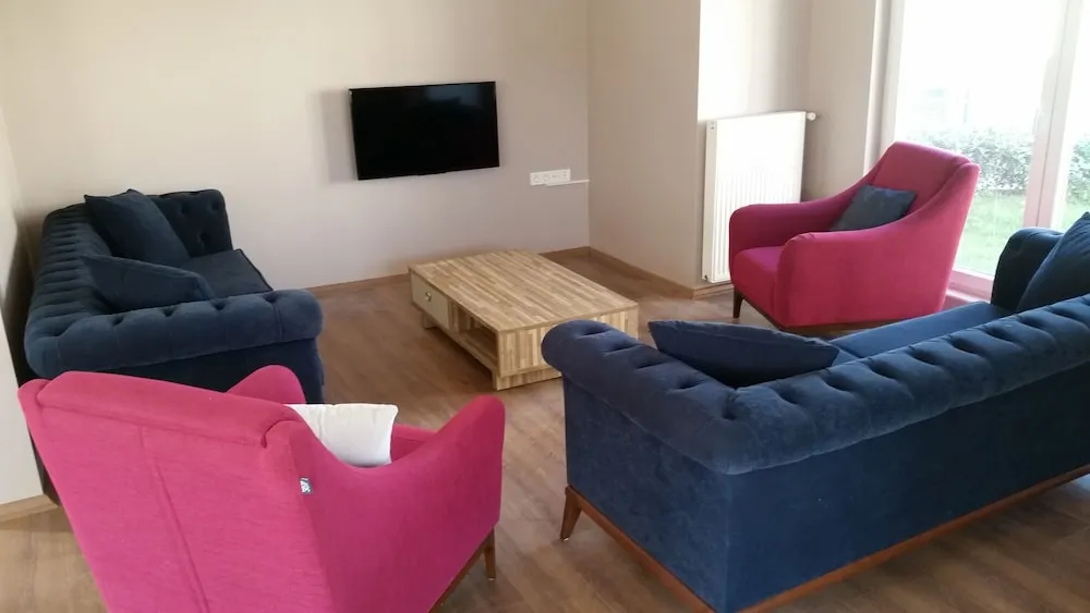 Luxury Villa, 4 Yatak Odası, Havuz Manzaralı