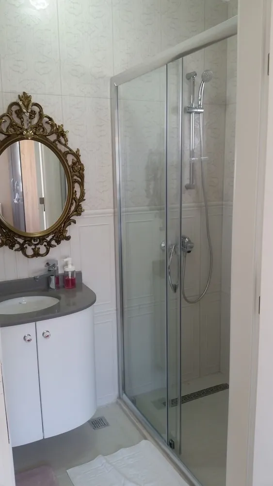 Luxury Villa, 4 Yatak Odası, Havuz Manzaralı