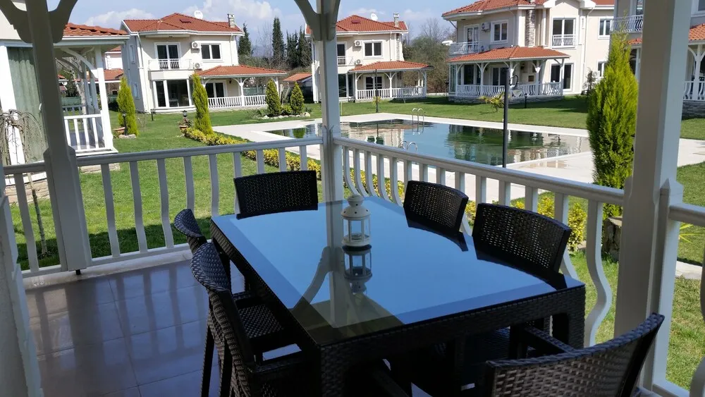 Luxury Villa, 4 Yatak Odası, Havuz Manzaralı